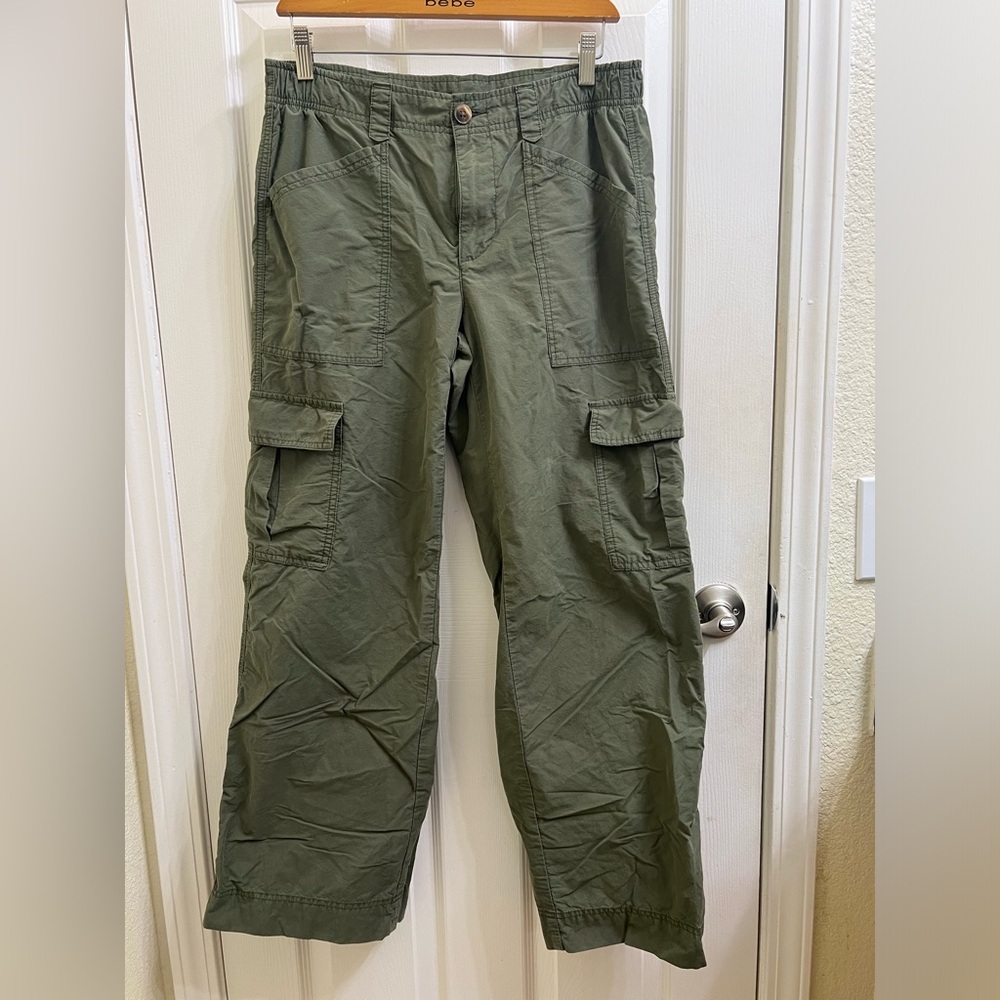 Mid-Rise Wide Leg Caro Pants (Old Navy) - Small (fits like a size 4)